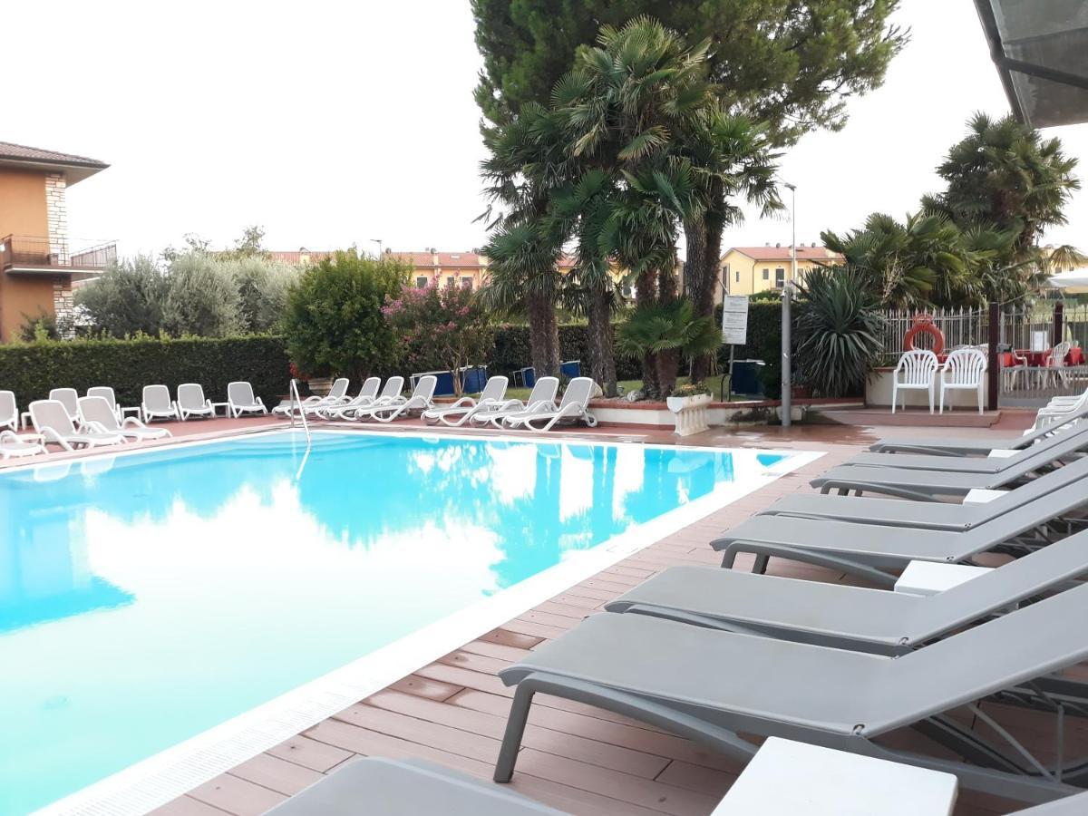 Hotel Da Roberto Лацизе Екстер'єр фото